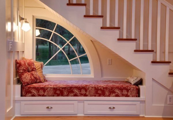 Reading nooks with Comfortable Design