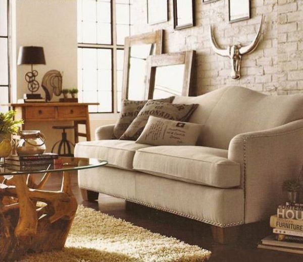 decorating with burlap fabric