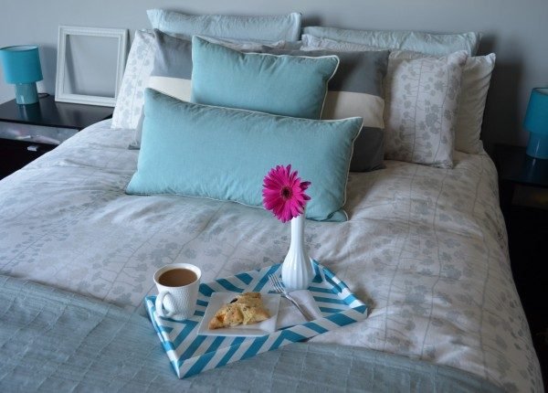 diy breakfast tray