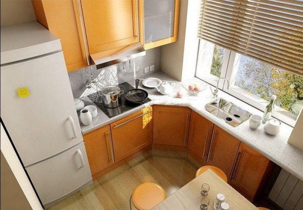 kitchen window above sink 1