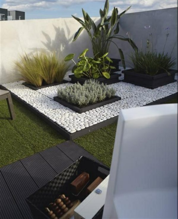 stones for yard decoration 