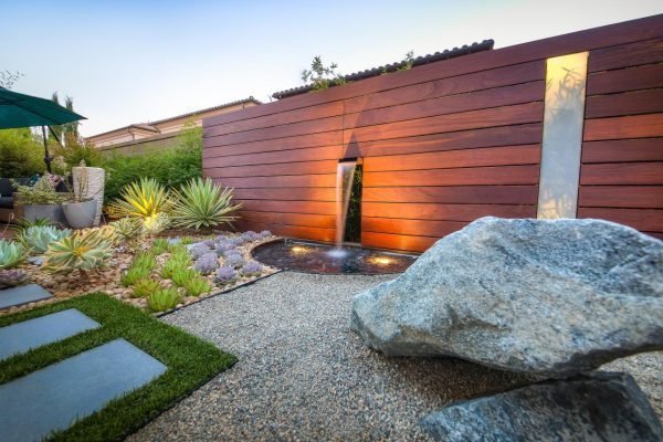 garden with rocks 