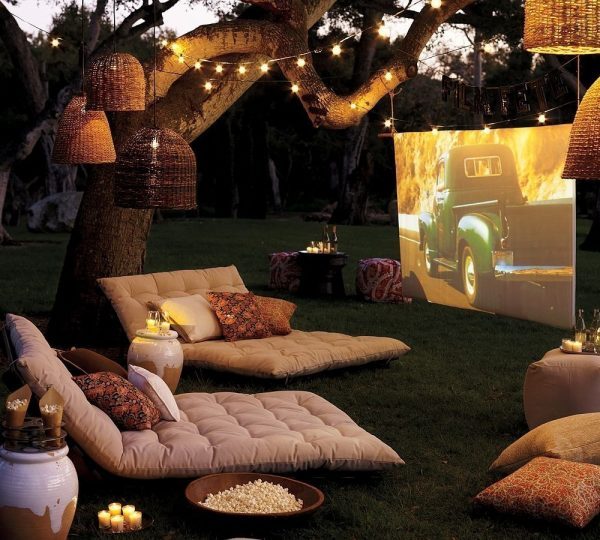 Magical and dreamy inspiration for a romantic gardens