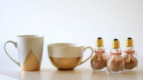 things-to-do-with-light-bulbs-1