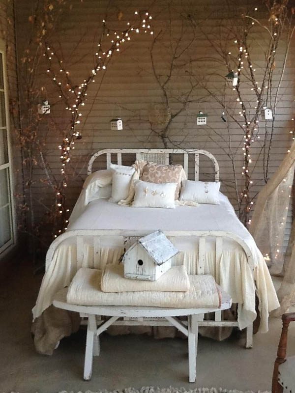 how-to-decorate-your-bedroom-for-christmas