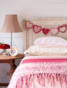 Valentine's day room decorating ideas