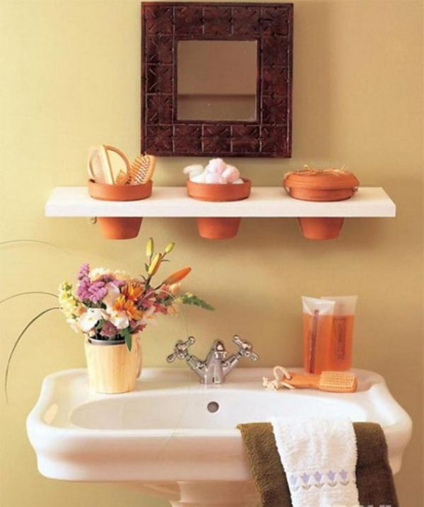 organization ideas for small bathrooms 