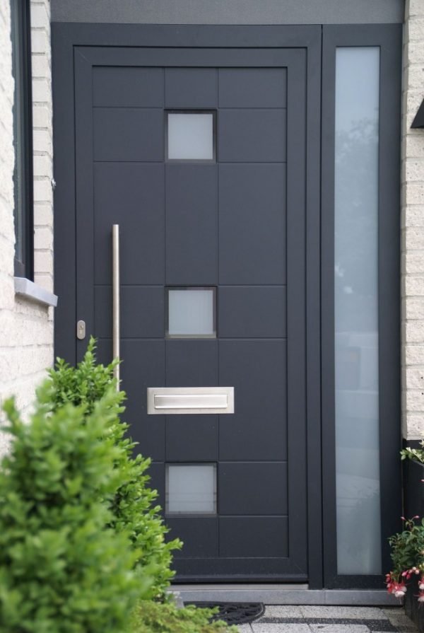 steel front doors with glass 