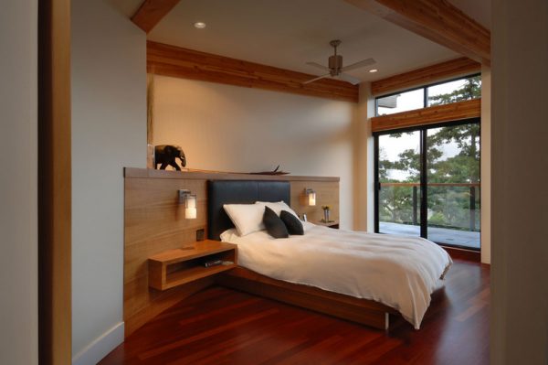 Wall mounted nightstand 
