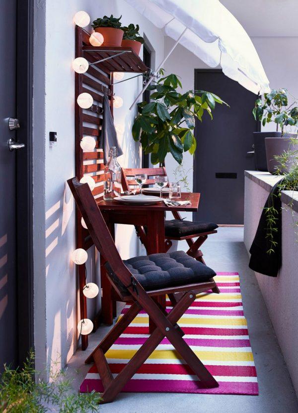 space saving table and chairs 