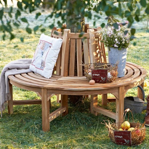 patio seating area