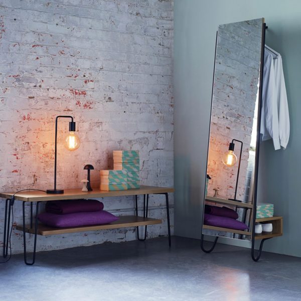 Standing mirror