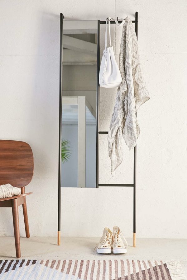 Standing mirror 1