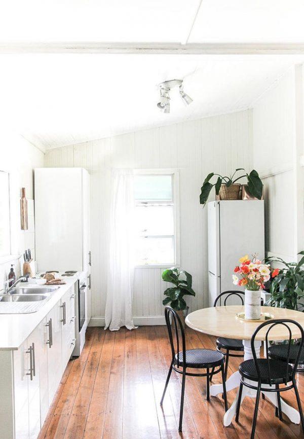 dining tables for small spaces