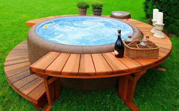 small hot tubs 