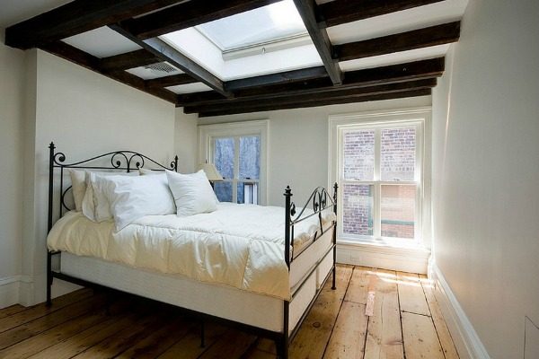 bedroom skylight 3