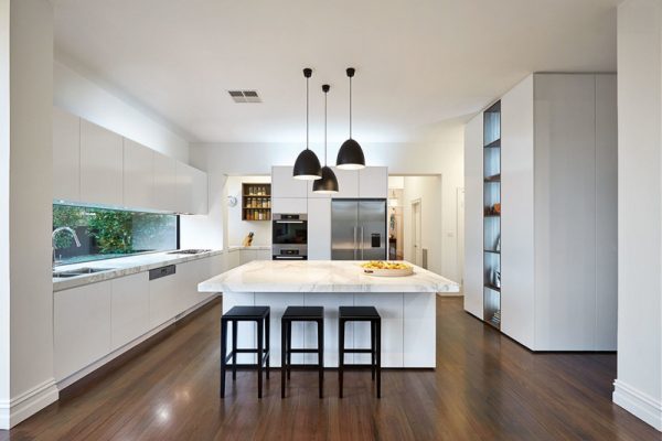 black pendant lights for kitchen island