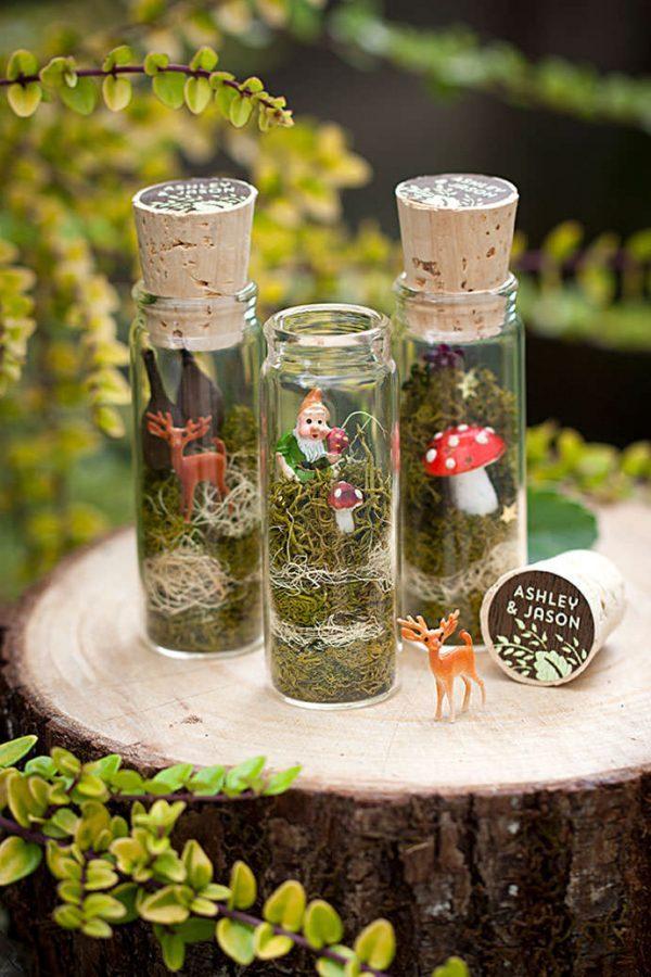 Diy christmas terrarium