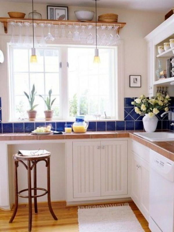 small kitchen designs with breakfast bar