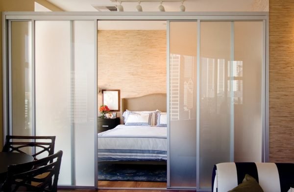 sliding glass partition doors 