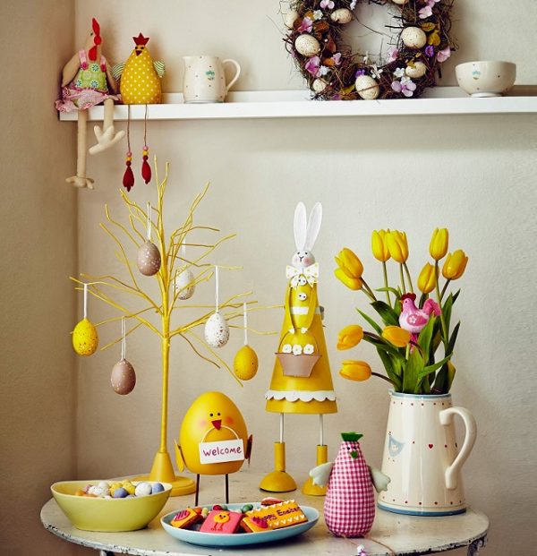 traditional easter decorations