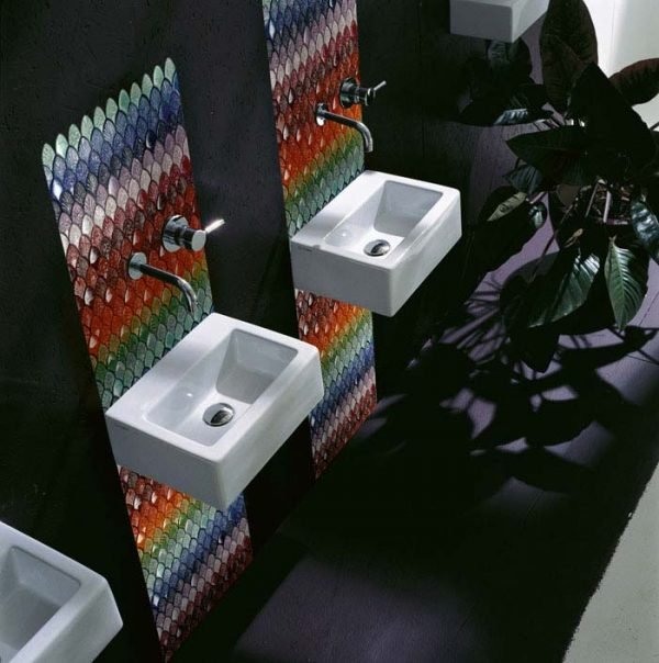 glass mosaic bathroom tiles