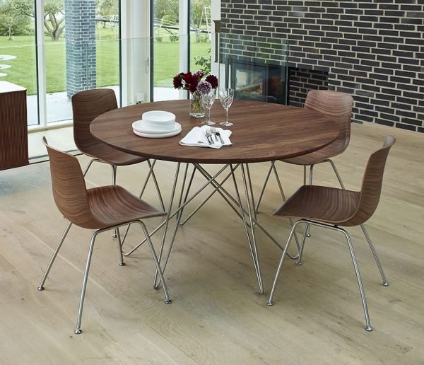 round dining table metal legs