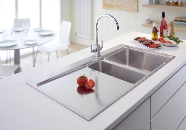 beautiful kitchen sinks