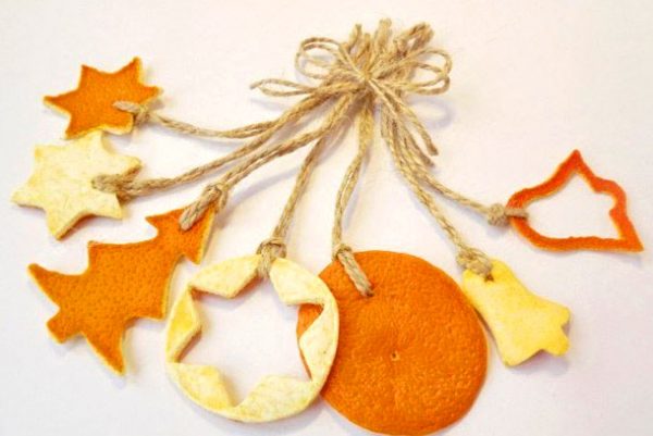 dried orange ornaments