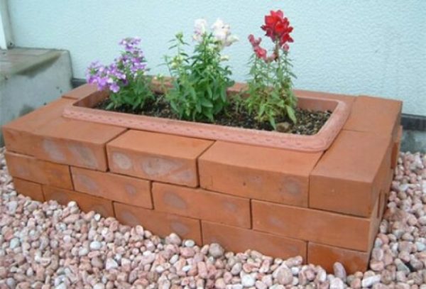 Yard ideas with bricks