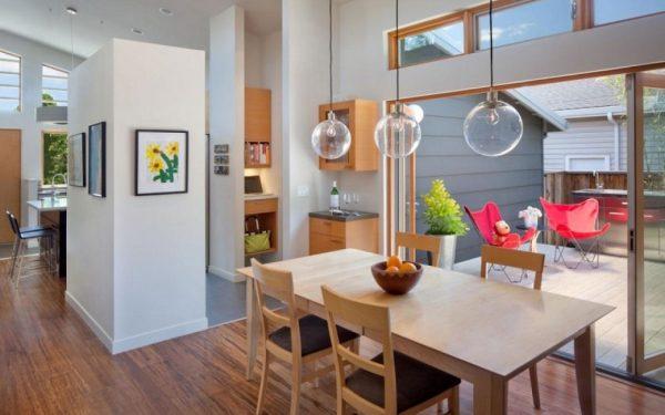 white and wood kitchen