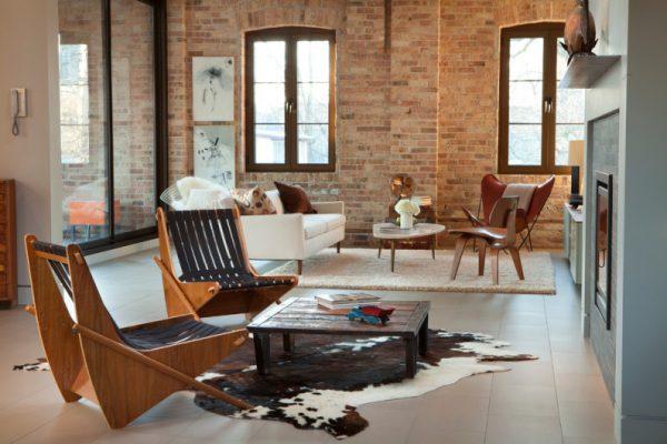How to decorate a brick wall in the living room