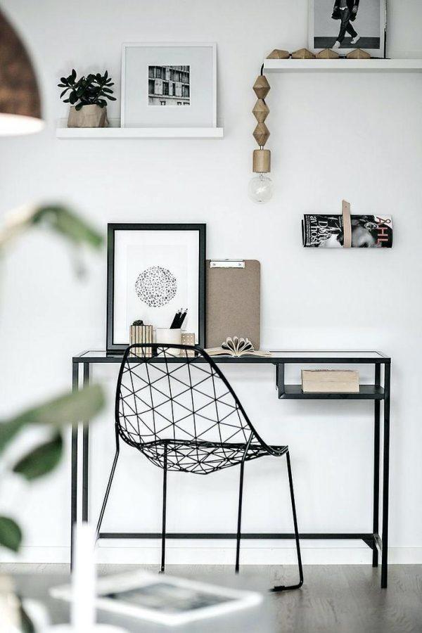 minimalist office desk