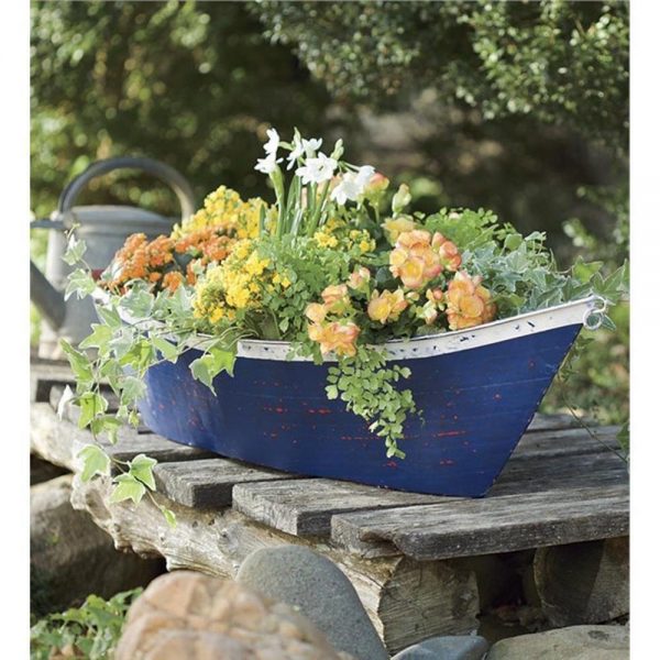 boat planter