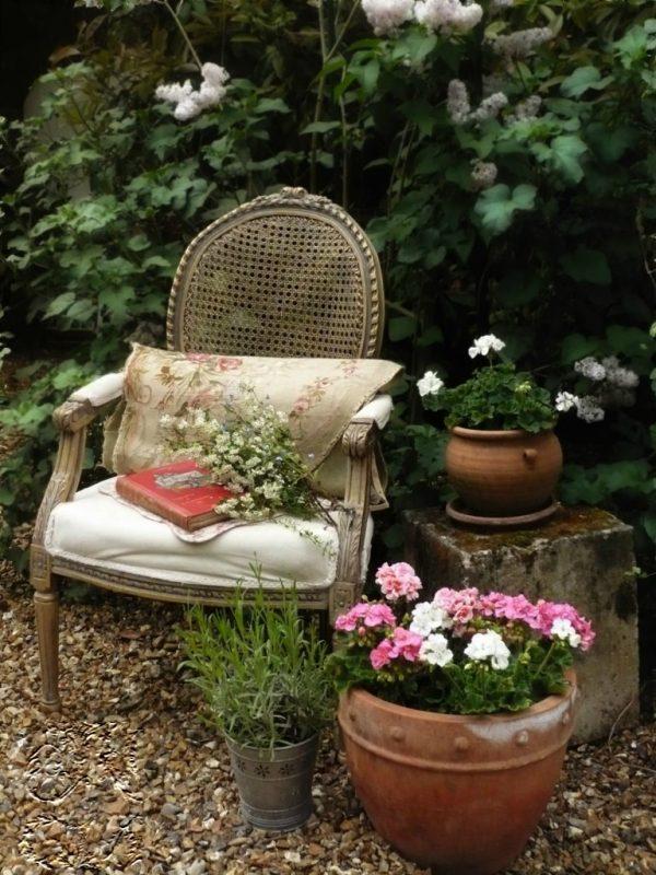 Vintage garden design