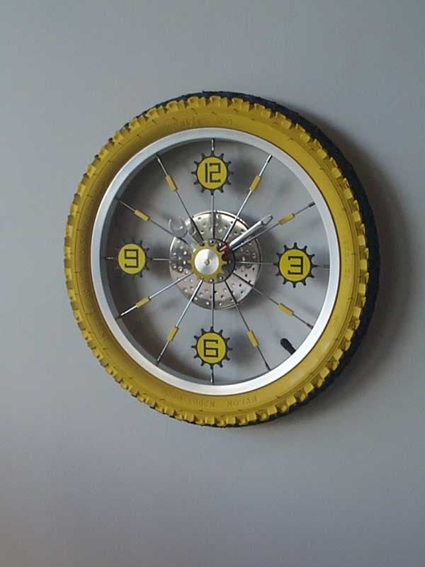 bike wheel clock