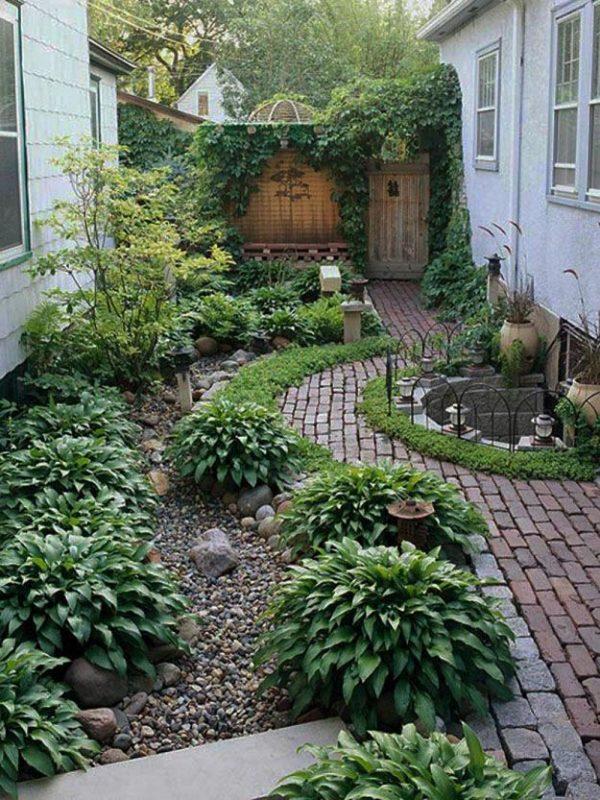 Featured image of post Small Backyard Small Garden Ideas No Grass : Hgtv shares 10 beautiful concrete backyard ideas as an alternative to grass.