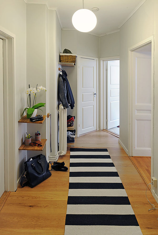 corner entryway furniture