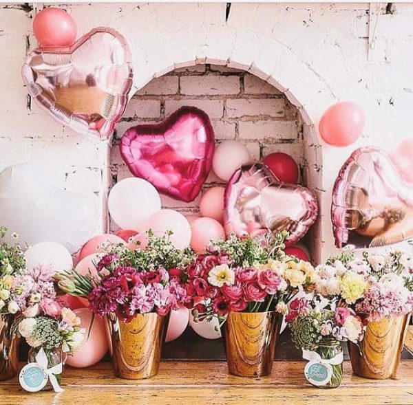 Balloon decoration for valentine's day