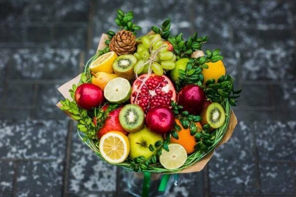 bouquet of fruits