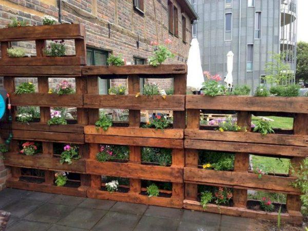 wood pallet fence ideas