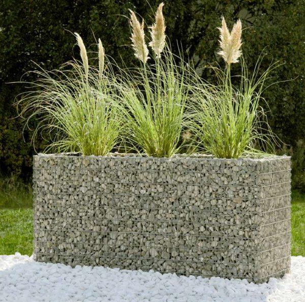 Cheap and beautiful garden landscaping ideas with gabion planters