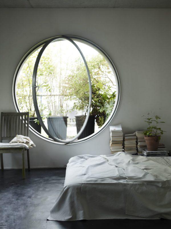 round windows that open