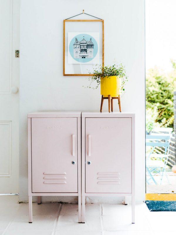 locker style cabinet