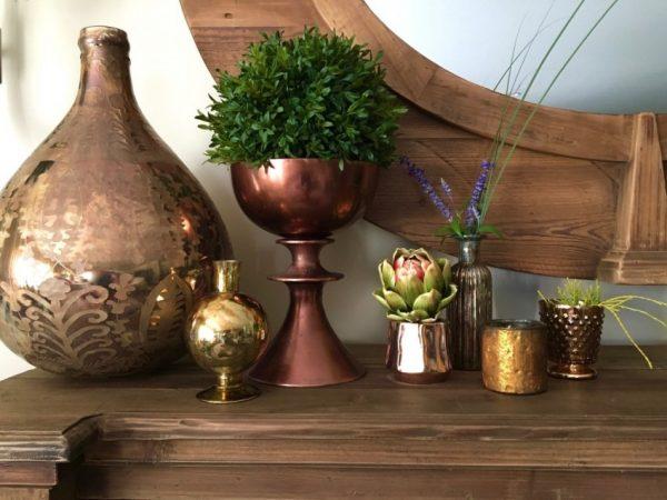 how to decorate with vases