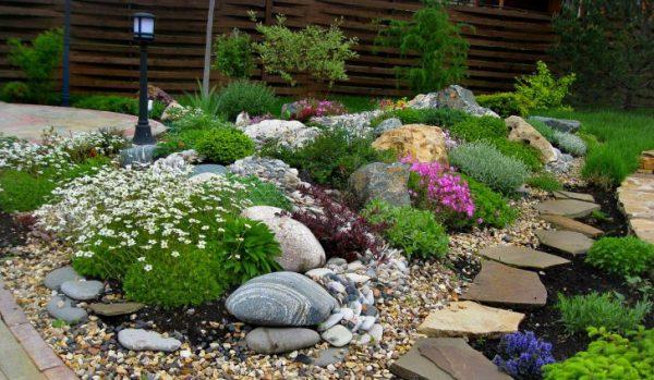 flower bed designs with rocks