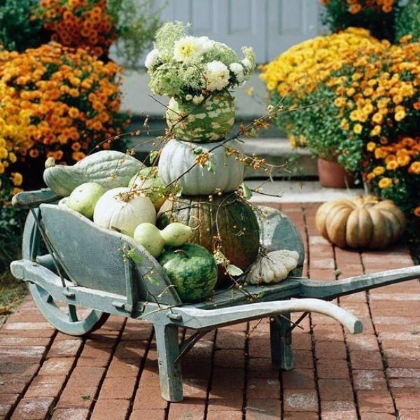 Outdoor autumn decorating ideas