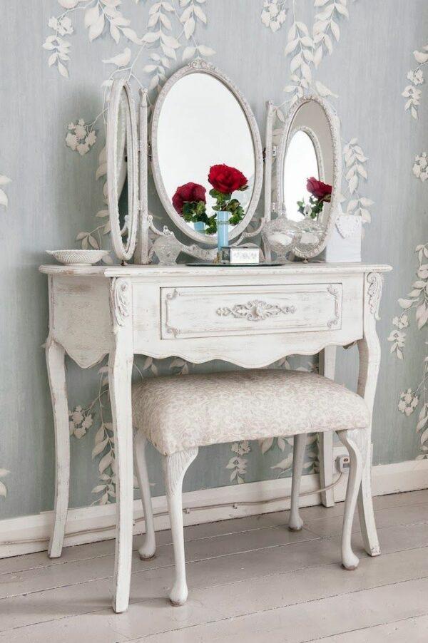 vintage style dressing table