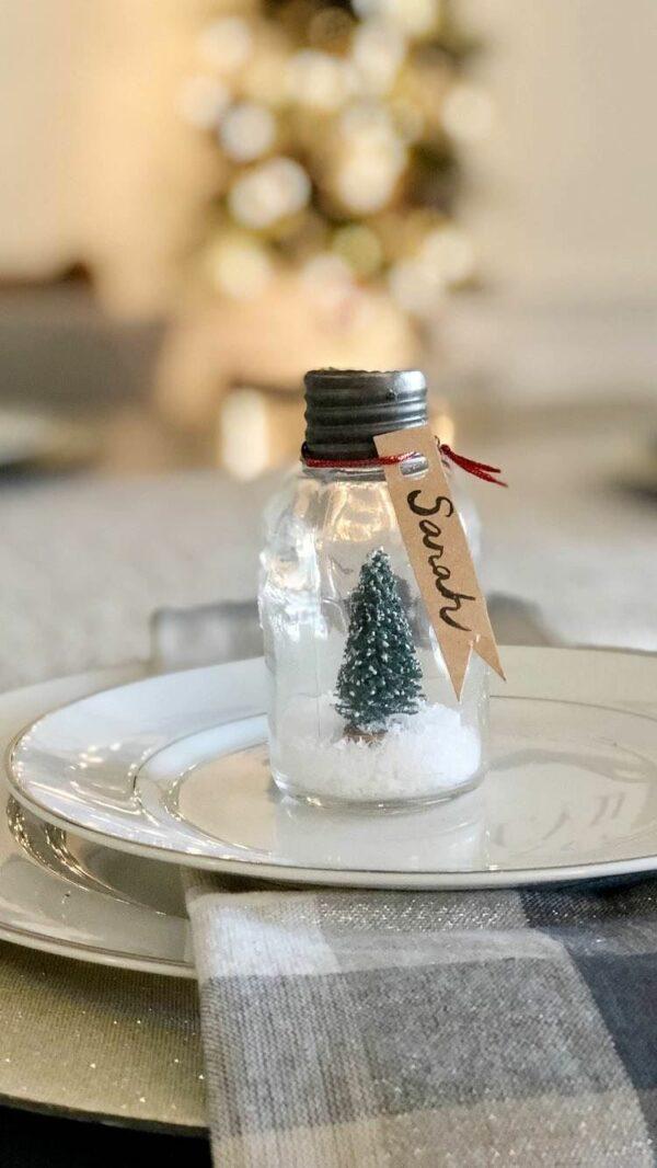 ornament place card holders