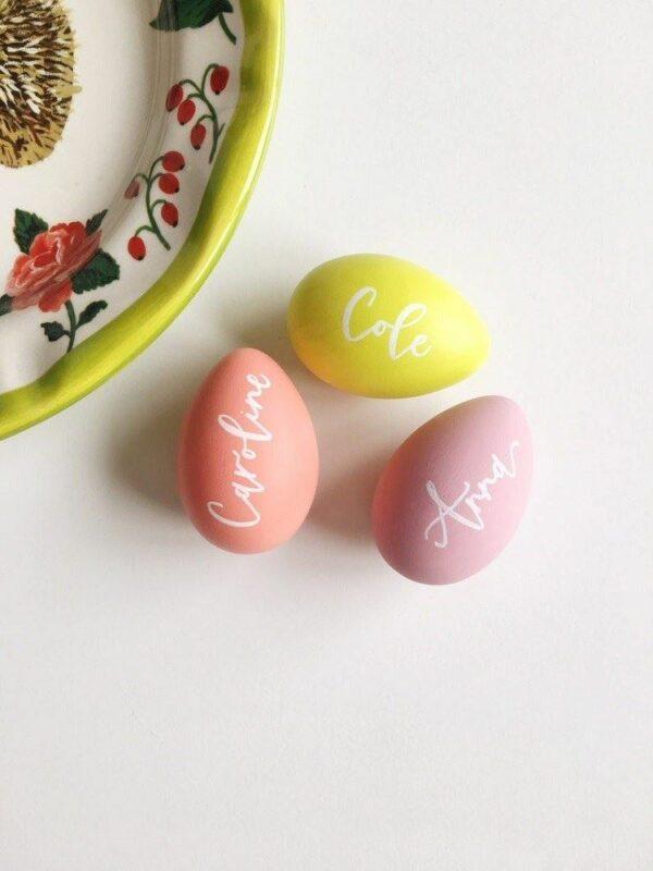 writing names on easter eggs